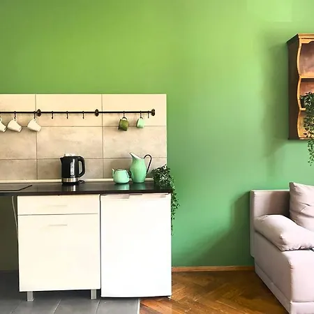 Large 89m2 Apartment, 3 Bedrooms And 2 Bathrooms Apartment *