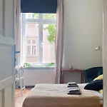 Large 89m2 Apartment, 3 Bedrooms And 2 Bathrooms Apartament *