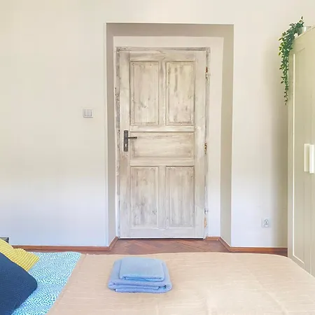 شقة Large 89m2 Apartment, 3 Bedrooms And 2 Bathrooms