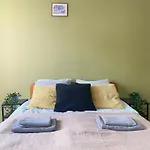 Large 89m2 Apartment, 3 Bedrooms And 2 Bathrooms Apartment